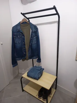 Perchero Metálico y Madera