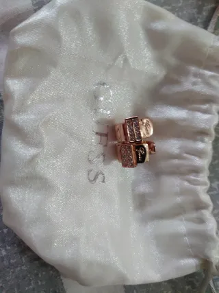 Pendientes Guess Oro Rosa Nuevos