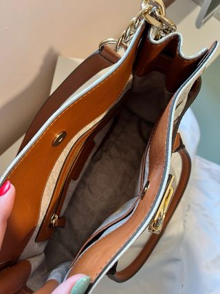 Bolso Michael Kors Monogram Crema y Gris