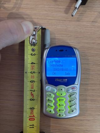 Móvil Hop-on HOP1806-LB550