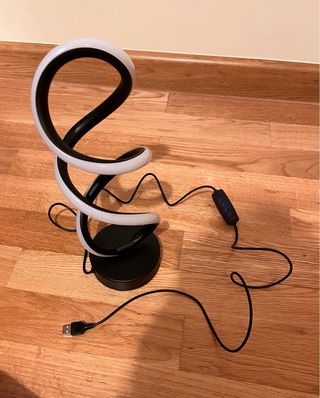 Lámpara de mesa moderna LED