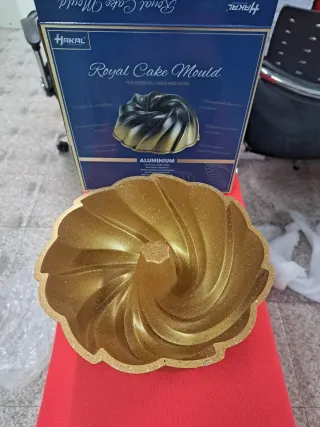 Moldes para pastel HAKAL dorados