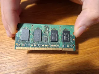 Memoria RAM Hynix DDR2 SODIMM HYMP112S64CP6-S6 AB