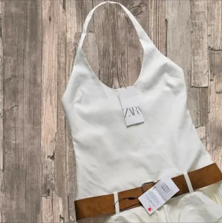 Vestido mini cuello halter