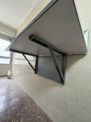 Mesa plegable cocina metal y plástico