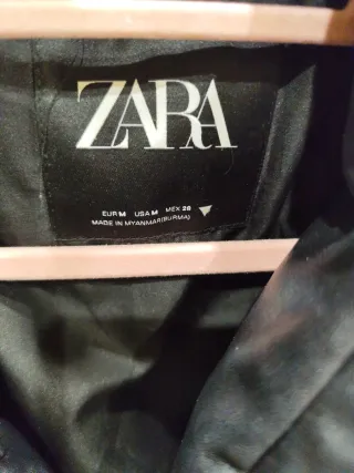 Plumífero corto Zara negro