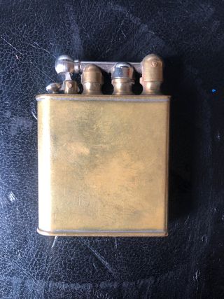 Collezione di accendini vintage