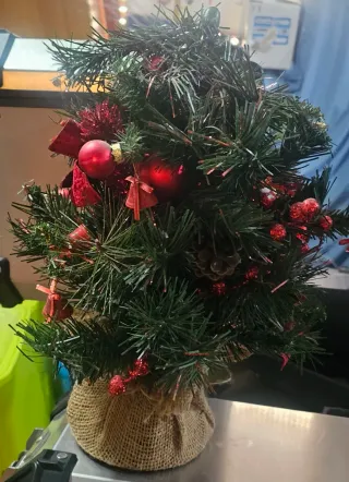 Piccolo Albero di Natale Decorato