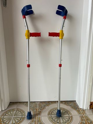 Muletas infantiles ajustables