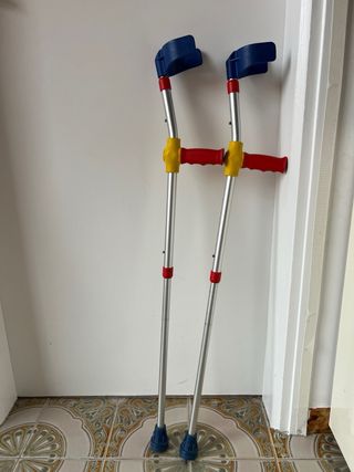 Muletas infantiles ajustables