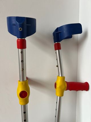 Muletas infantiles ajustables