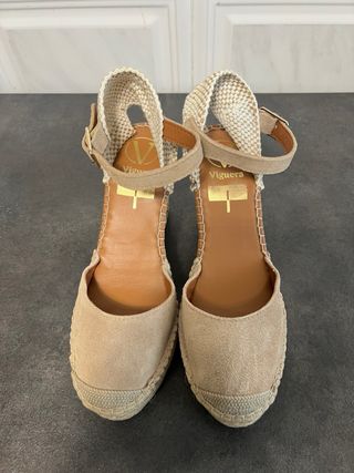 Sin estrenar - Viguera cuña ante serraje