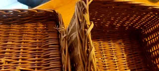 Maleta de mimbre vintage