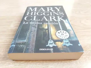 La Misma Canción – Mary Higgins Clark