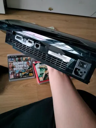 Consola PS3 Negra + 6 Juegos