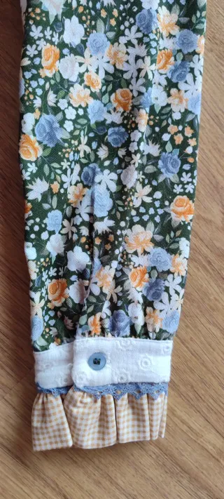 Vestido floral con babero 12 años