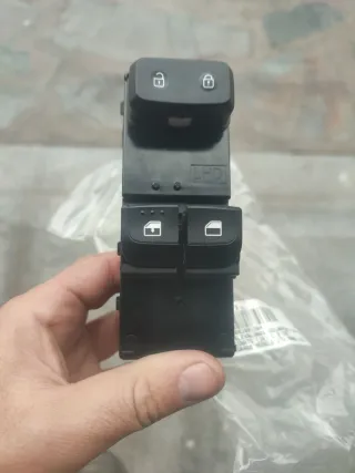 Mando Elevalunas Izq Kia Picanto 093570g6400