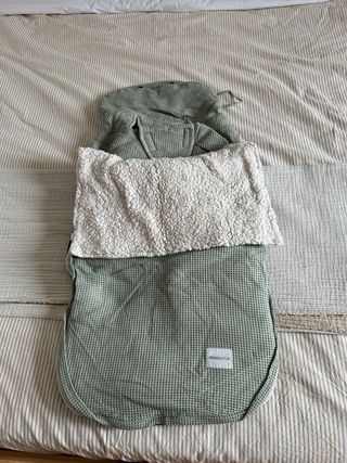 Funda universal verde para carro