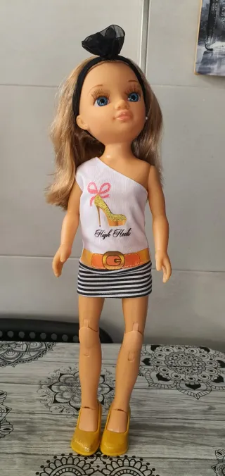 Muñecas Nancy varias