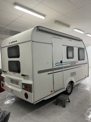 Caravana Adria Aviva 750 kg