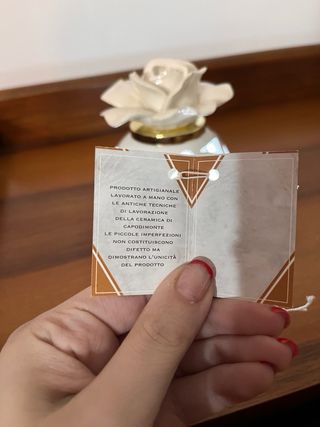 Lampada Capodimonte in ceramica bianca