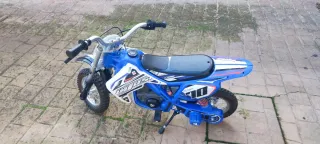 Moto Eléctrica Niños 24V Injusa