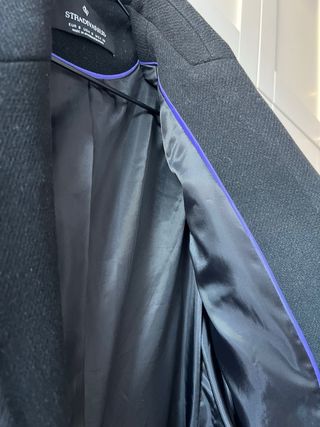 Abrigo negro Stradivarius 22% lana talla S
