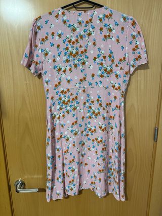 Vestido estampado flores Stradivarius