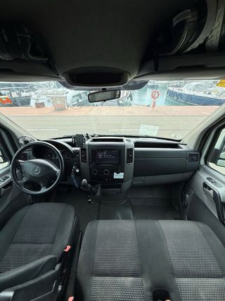 Mercedes-Benz Sprinter 2009