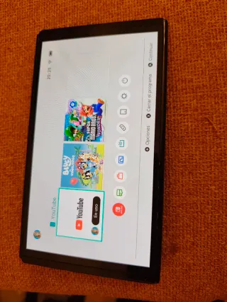 Nintendo Switch OLED con algunos desperfectos