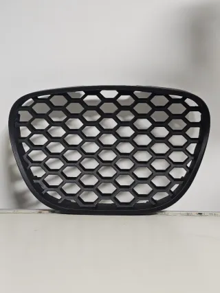 Parrilla Central SEAT Ibiza/Cordoba 6L