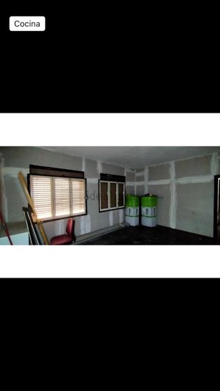 Casa indep. con terraza, garaje y placas solares