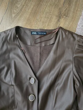 Vestido marrón Zara