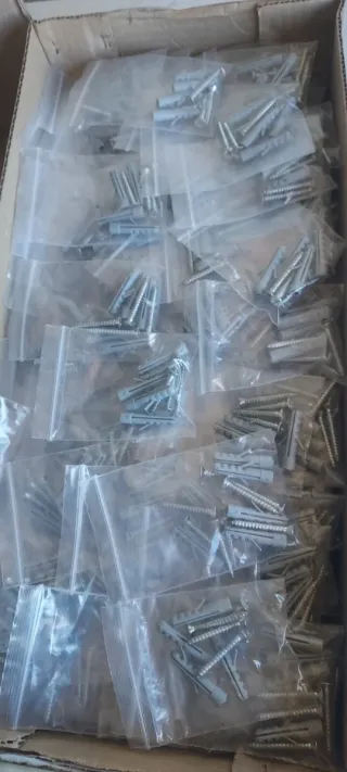 Lote tornillos con tacos