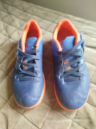 Zapatos deportivos multitacos para ninios