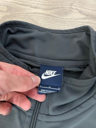 Conjunto Chándal Nike Gris y Negro