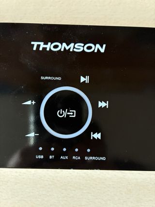 Barra de Sonido Thomson Negra y Plateada 72x11Cm