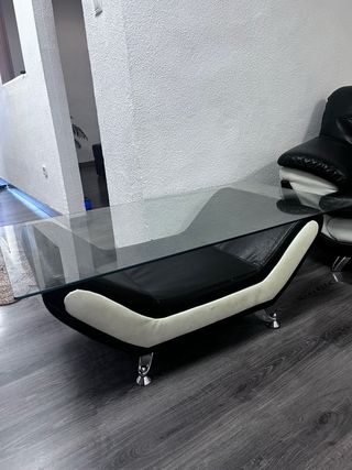 Conjunto Sillón y Mesa Retro