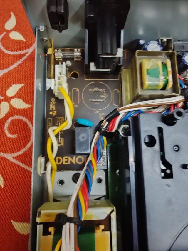 Reproductor CD Denon MP3 WMA Plata