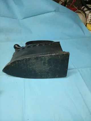 Plancha antigua de carbón