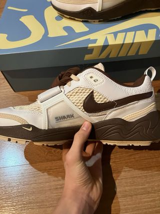 Nike Zoom Field Jaxx Travis Scott Light Chocolat