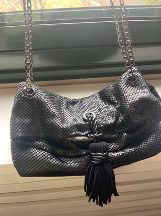 Bolso de fiesta negro con flecos