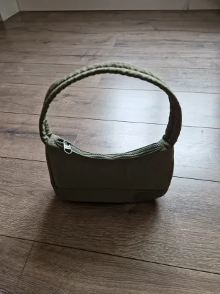 Bolso verde pull & bear