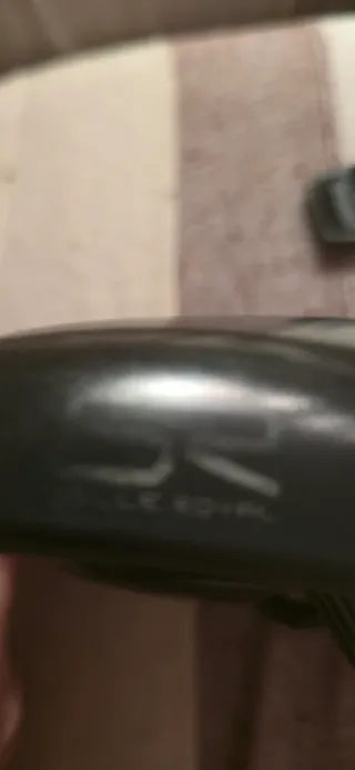Sillín Selle Royal 9888. Peso 320 gramos.