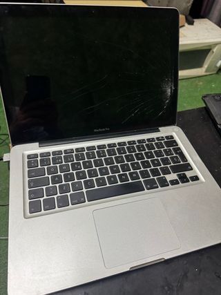 Lote 4 Macbook Pro 13" y 15" para piezas