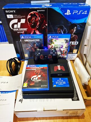 Ps4 SLIM 1Tb + CAJA + MANDO + 4 JUEGOS + CARGADOR
