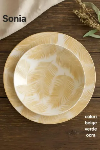 18 Piatti in ceramica con decoro foglia