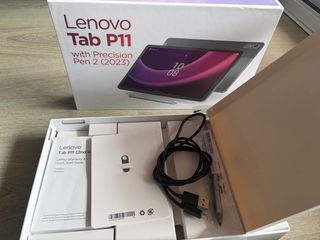 Lenovo Tab P11 con funda y teclado