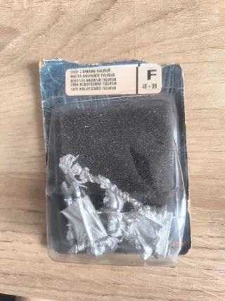 Bibliotecario Tigurius Warhammer 40k