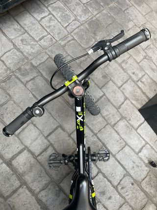 Bici S'Cool faXe 16 Negra y Amarilla